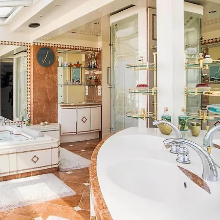 Apartment Penthouse Trocadero *