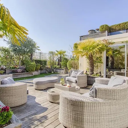 Apartment Penthouse Trocadero